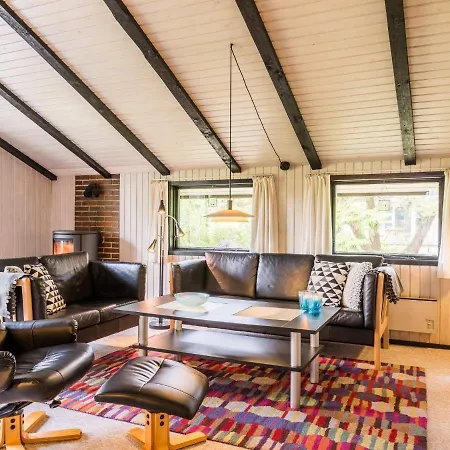 Lxxiv Holiday home *